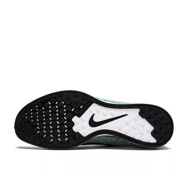 New Nike Flyknit Racer Rainbow Colorway Mens 6.5 US Womens 8 US 39 EUR 2015 - Picture 5 of 8